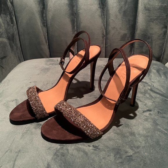 Schutz "Glammy" Strappy Ankle Heel Size 10 - New w/o Box - Picture 2 of 4